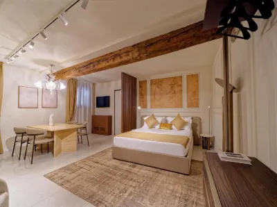 Be Mate Santa Croce Hotels in Venice