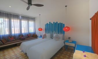 Sunrise Ocean Villa 4BR- Hoi An