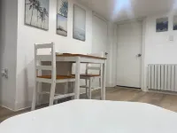 Entire Place (2 bedrooms) in Downtown Toronto