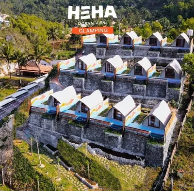 HeHa Ocean Glamping dan Cabin Hotel dekat Obelix Sea View