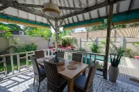 Scallywags Villa Joglo Hotels in Gili Air