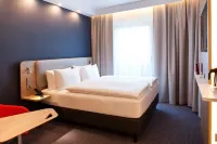 Holiday Inn Express and Suites Monheim am Rhein Hotels in der Nähe von Monheimer Tor