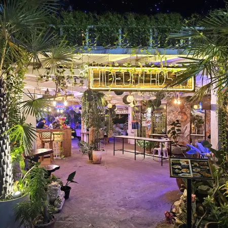 Hideout Hostel