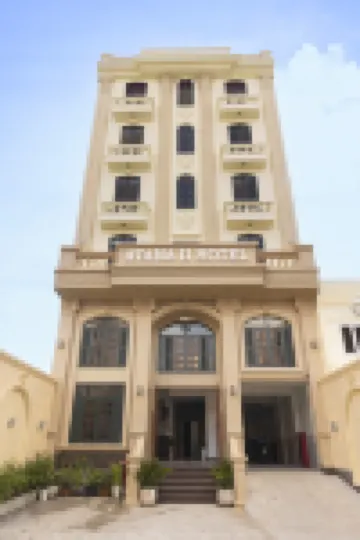 アタナ サイゴン ブティック ホテル II Parish Chau Nam周辺のホテル