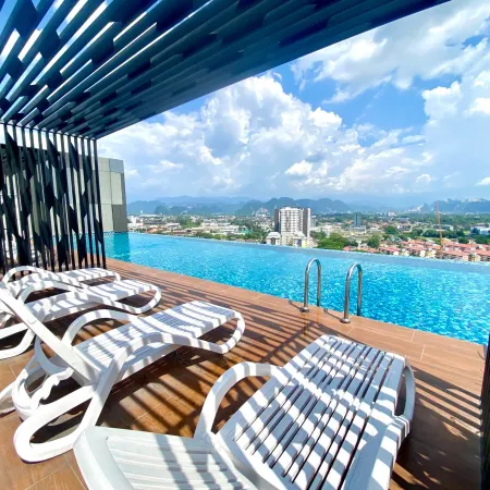 Decozy 8.0 Ipoh Town Condo (10pax)