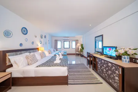 Nyonya Maison Boutique Hotel Phuket Old Town