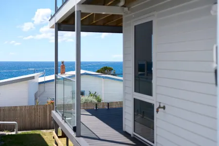 Bicheno Ocean Views Apt 2