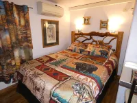 Yellowstone Motel - Only adults. All rooms have kitchens! - Airport Shuttle