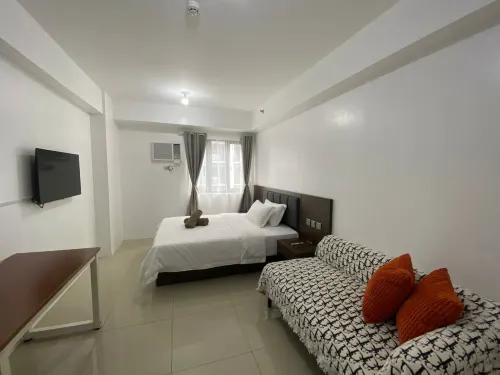 Shore 1 Spacious Smart Home 1003