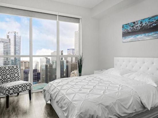 Skyline Suites - Walk to MTCC, ACC, Rogers Centre & Entertainment District