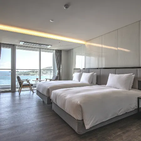 Hotel the Fora Suites Geoje
