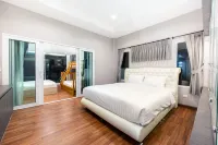 Moon Shade Pool Villa Pattaya