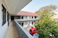 RedDoorz near Maulana Yusuf Stadium Serang