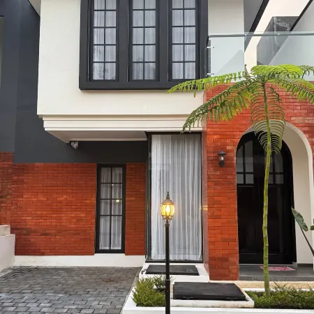 Arlana - New Charming 3BR w/Private Pool