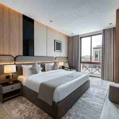 Locanda Homes by Jareed Rooms