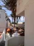 Sea View from Your Bed – Beachfront - 2星級