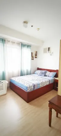 Elite Homestays 2 BR Condo SOUTH OF MARKET BGC Отели рядом с достопримечательностью «Citi Plaza»