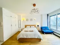 Flat 650m proche Arc de Triomphe Hôtels à : Paris