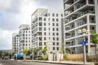 Achziv Beach Getaway with Balcony by Sea N Rent Các khách sạn ở Elon