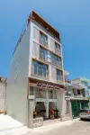 YEN LUXURY HOTEL