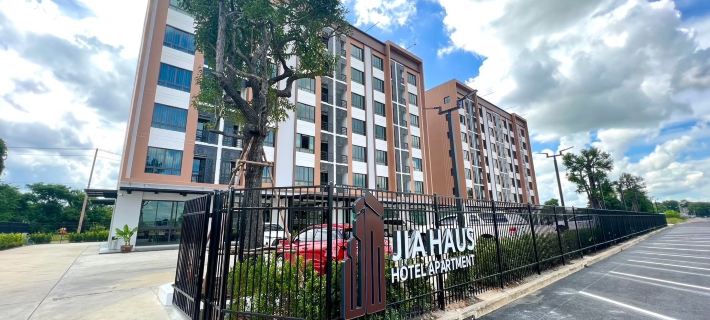 Jia haus Hotel Apartment Hotels in Mueang Buri Ram District