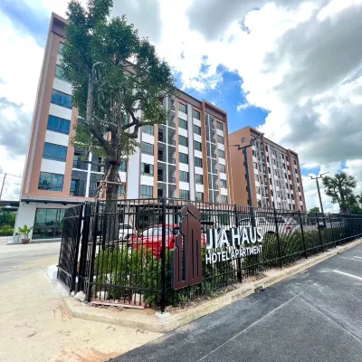 Jia haus Hotel Apartment Hotels near Lively Market