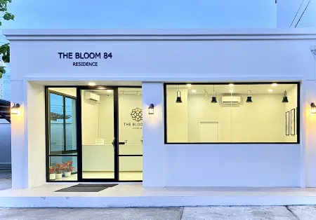The Bloom 84 Residence Отели рядом с достопримечательностью «Wat Samphran»