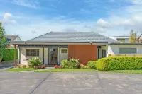 Spacious 4BR Riverfront Getaway in Taren Point Hotel in zona Wanda Reserve