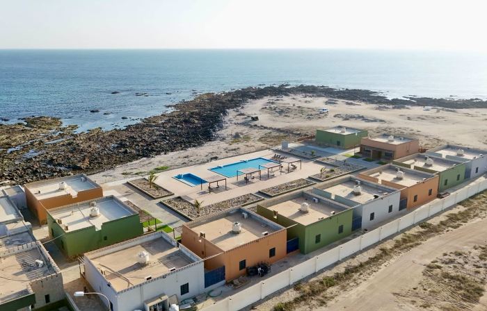 Roushan Resort