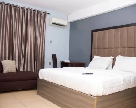 โรงแรมมอราดา โรงแรมในลากอส