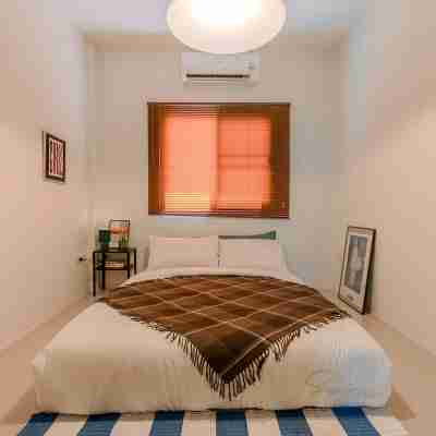 Kawish House Rooms