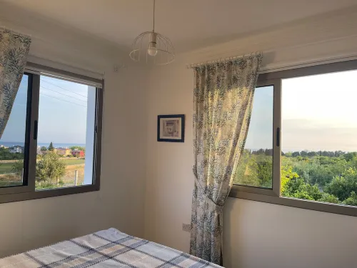 Apartment between mountains and sea