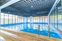 Nairobi Serviced Apartment; 1 Bedroom with Gym, Heated Pool & City View