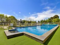 Traralgon Holiday Village Hotels in Traralgon