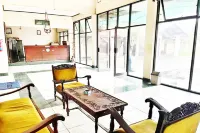 OYO 95141 Tanjung Mas Hotel - Wifi
