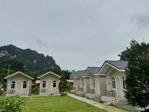 Hills & Hush Khao Sok Eco Resort - 4-Star
