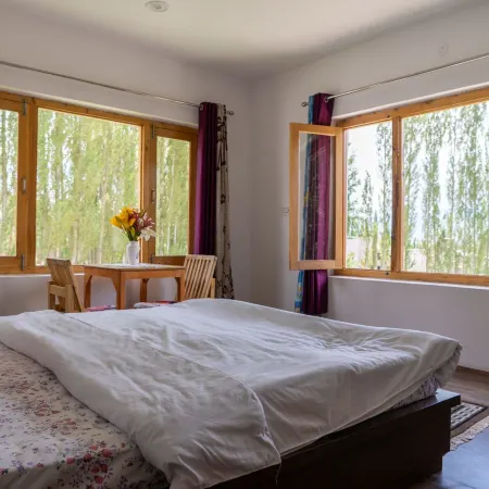 Tsetan Guest House