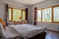 Tsetan Guest House - 3 tähden