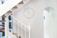 The Hamptons Paddington Home Hotels in Edgecliff