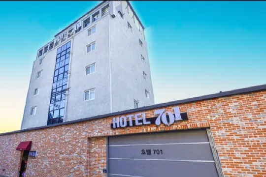 Changwon Jinhae Hotel 701