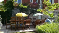 Shared appartement with 3 private rooms terrace garden parking 600m RER B Hotels near Sceaux