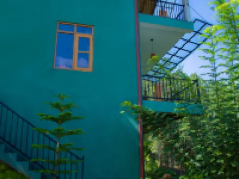 トンネル トップ イン エラ エッラのホテル