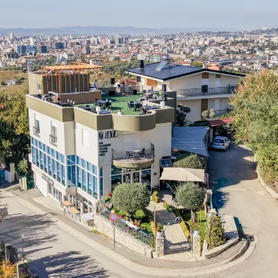 Jata Hotel Hotels near Liqeni i Farkës