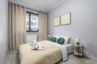 Lumina 3-room apartment near the train station