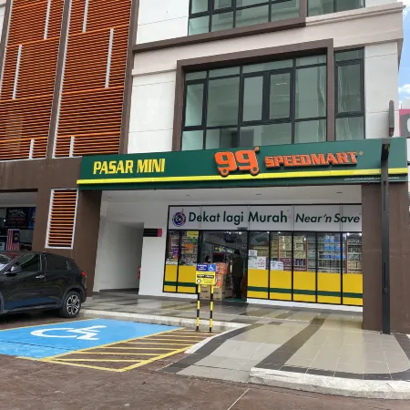 Condo Ioi City Mall Putrajaya, 3 Bedrooms, near to Hospital Serdang, UPM, Uniten Отели в г. Серданг