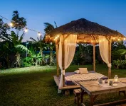 Sundown Farm Stay | Pinewood Villa with Pool