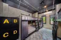 MEE DEE Hostel