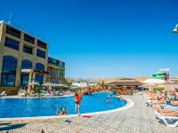Aysberq Resort Hotel Hotels near Bibi-Heybat Mosque
