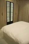 CasAura | Apt #2 King & 2 single Beds - Condos