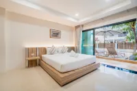 Westkey Patong Hotel - พร้อมระเบียง